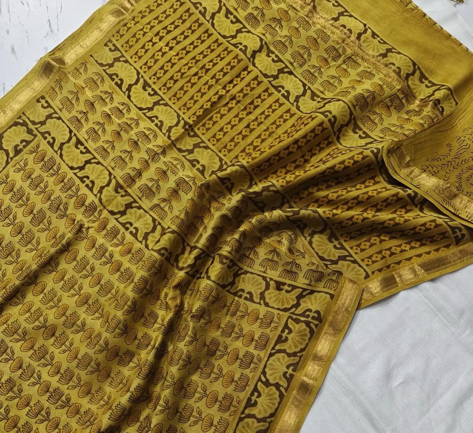 Maheshwari Silk Sarees 27