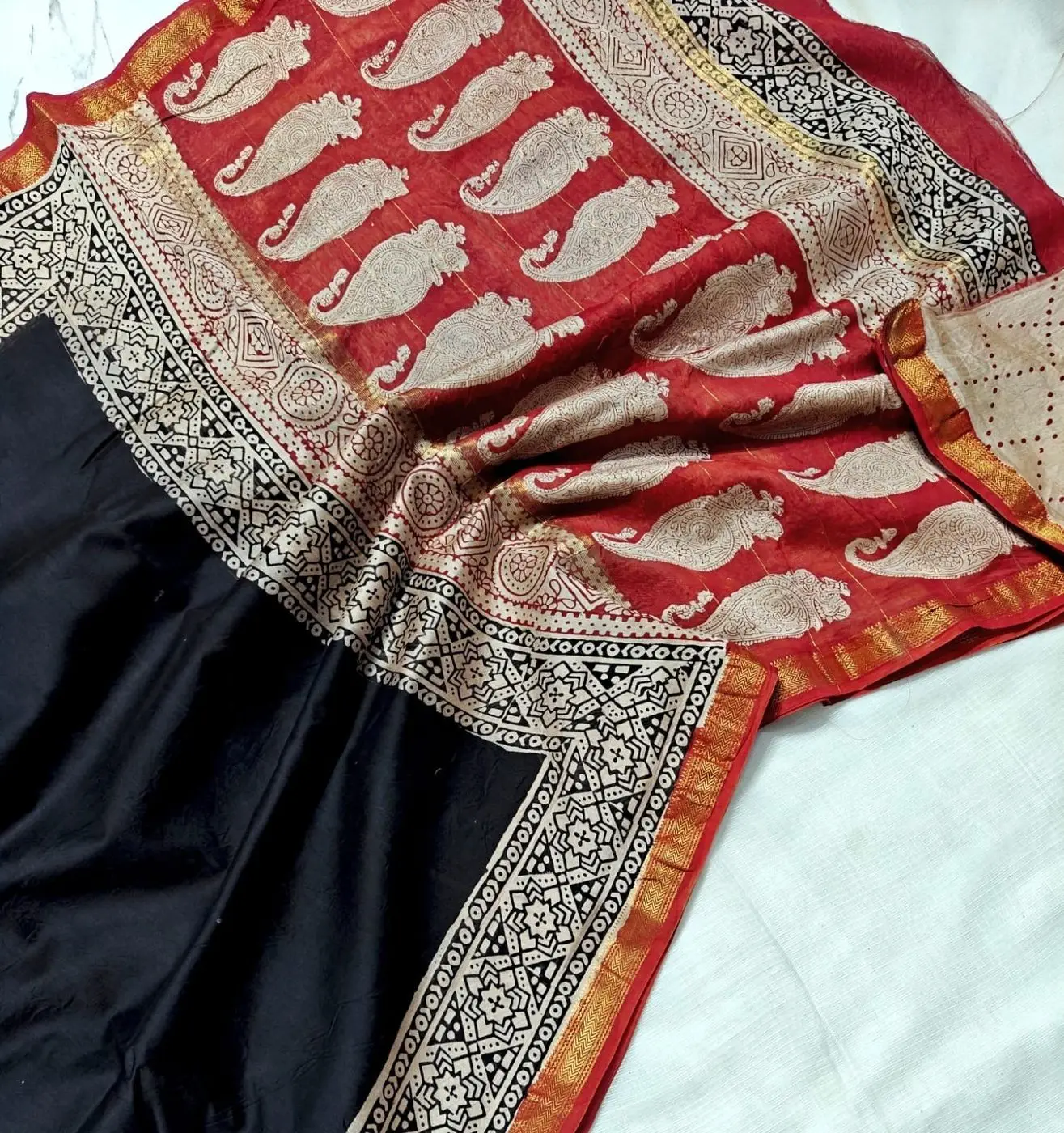 Maheshwari Silk Sarees 35