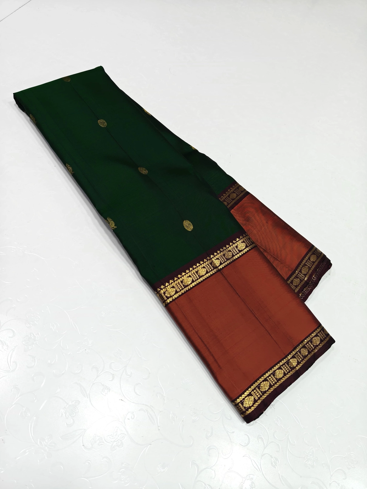 Pure kanchipuram silk sarees handwoven with 2 g  jari 4