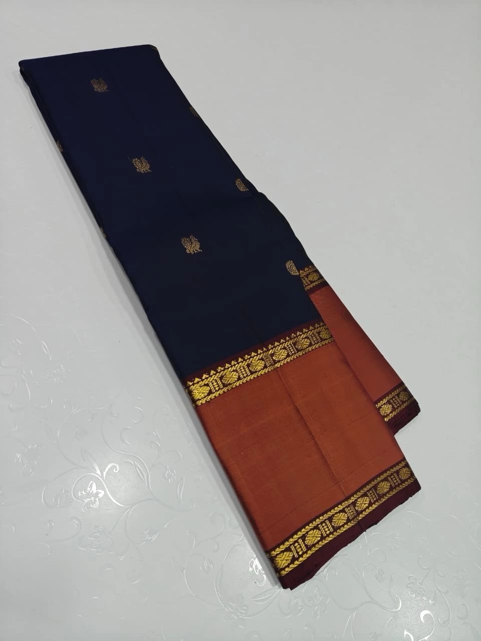 Pure kanchipuram silk sarees handwoven with 2 g  jari 6