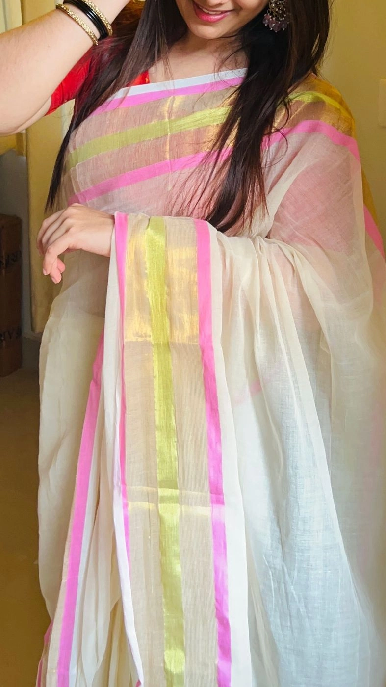 Premium Mul Cotton Saree with Pink Zari Border – Off White 2
