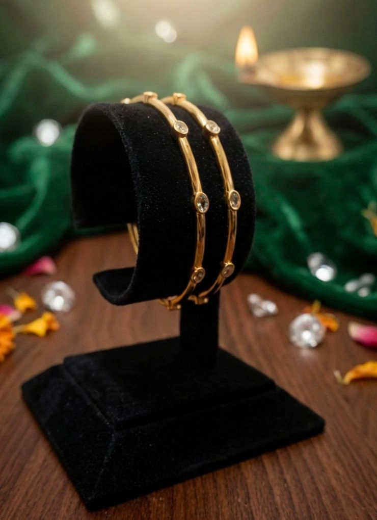 Gold Polished Sleek Bangles