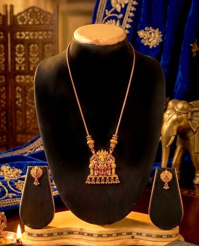 Meenakari Lakshmi short chain