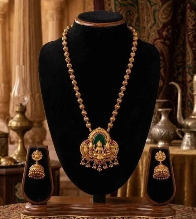 Kamal Lakshmi short chain