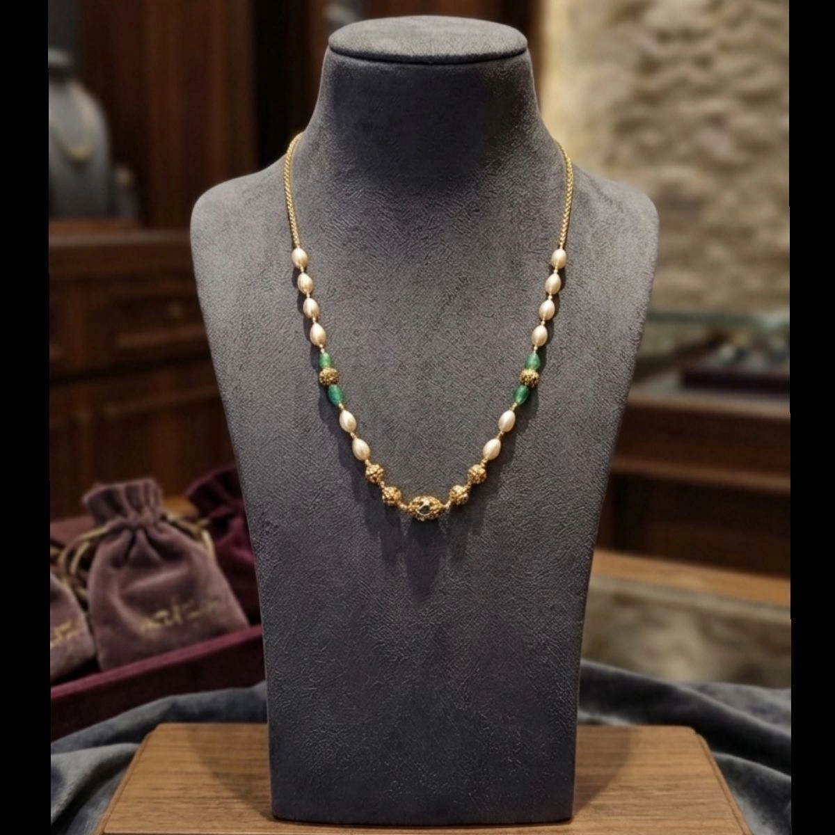 Pearl short chain