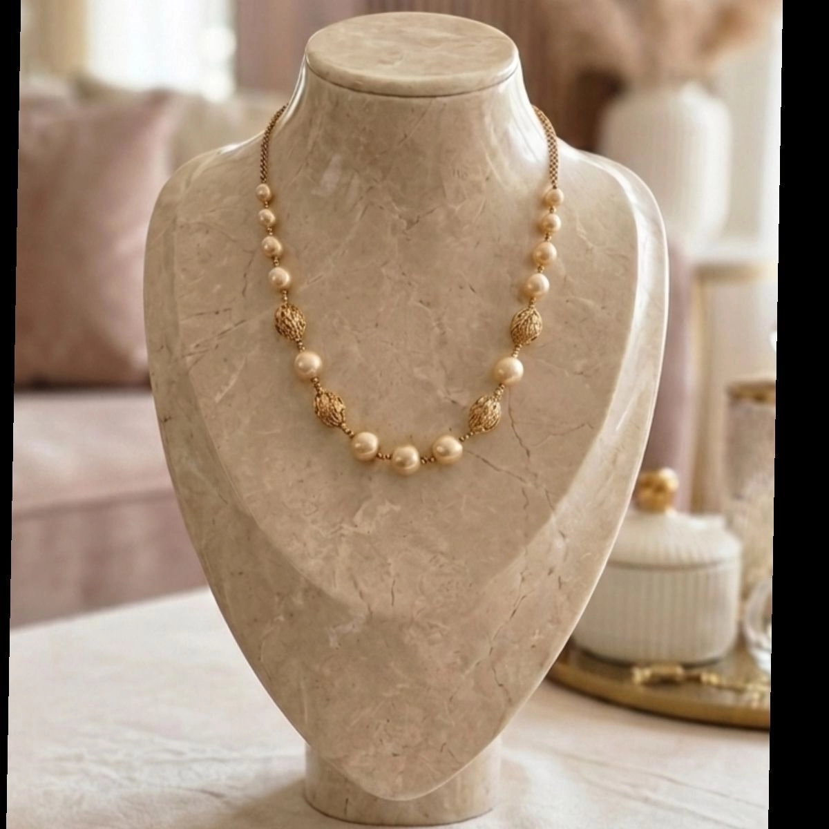 Pearl short chain