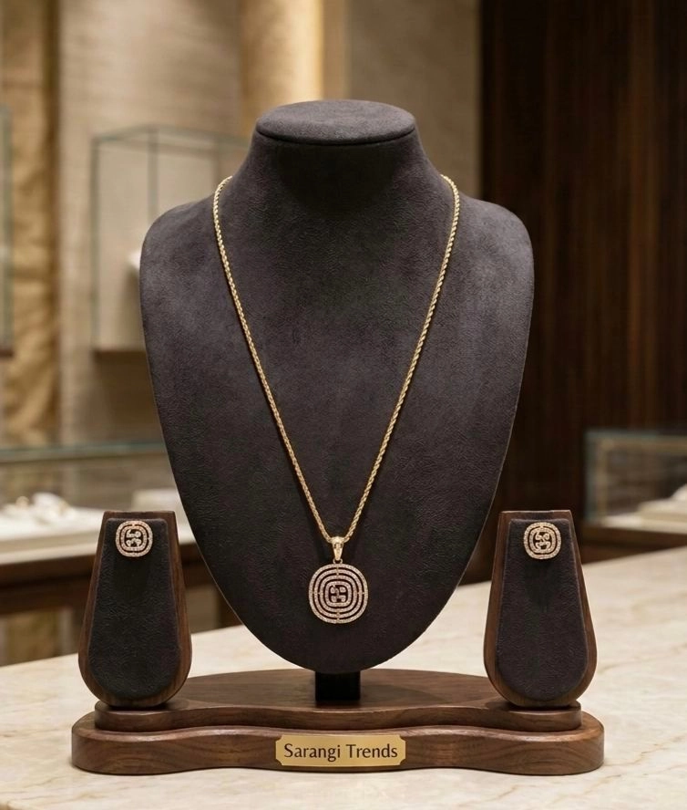 Gold and Diamond Floral Motif Jewelry Set