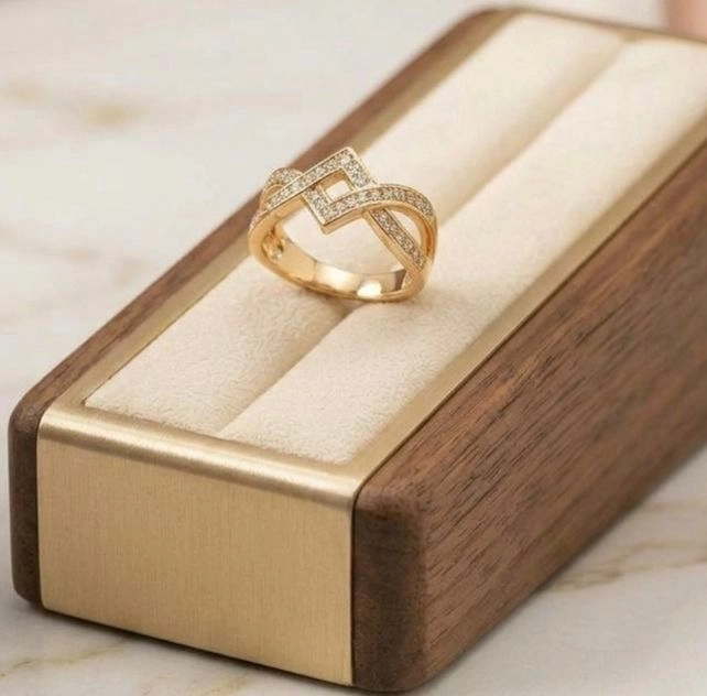 Crossover Geometric Ring