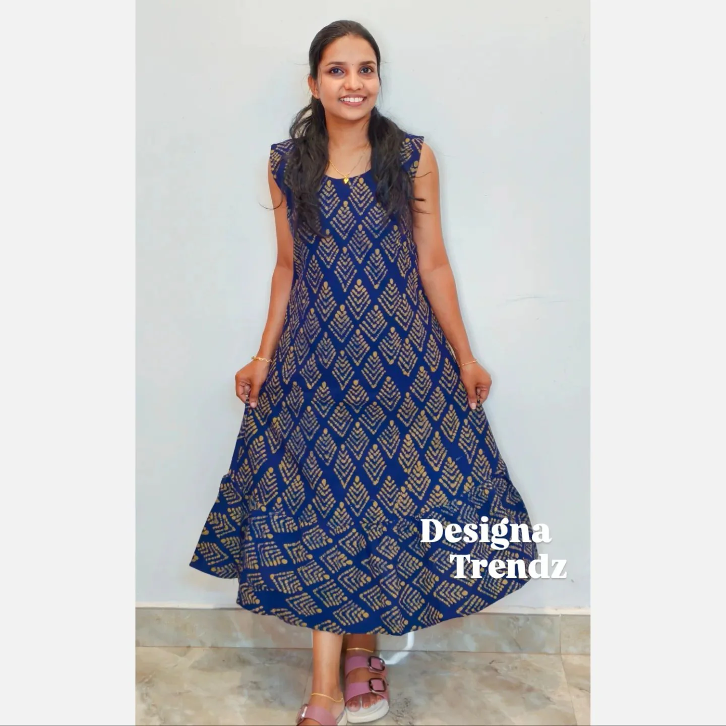 Lady crush : Aline kurti with 3/4th sleeves (DT008)