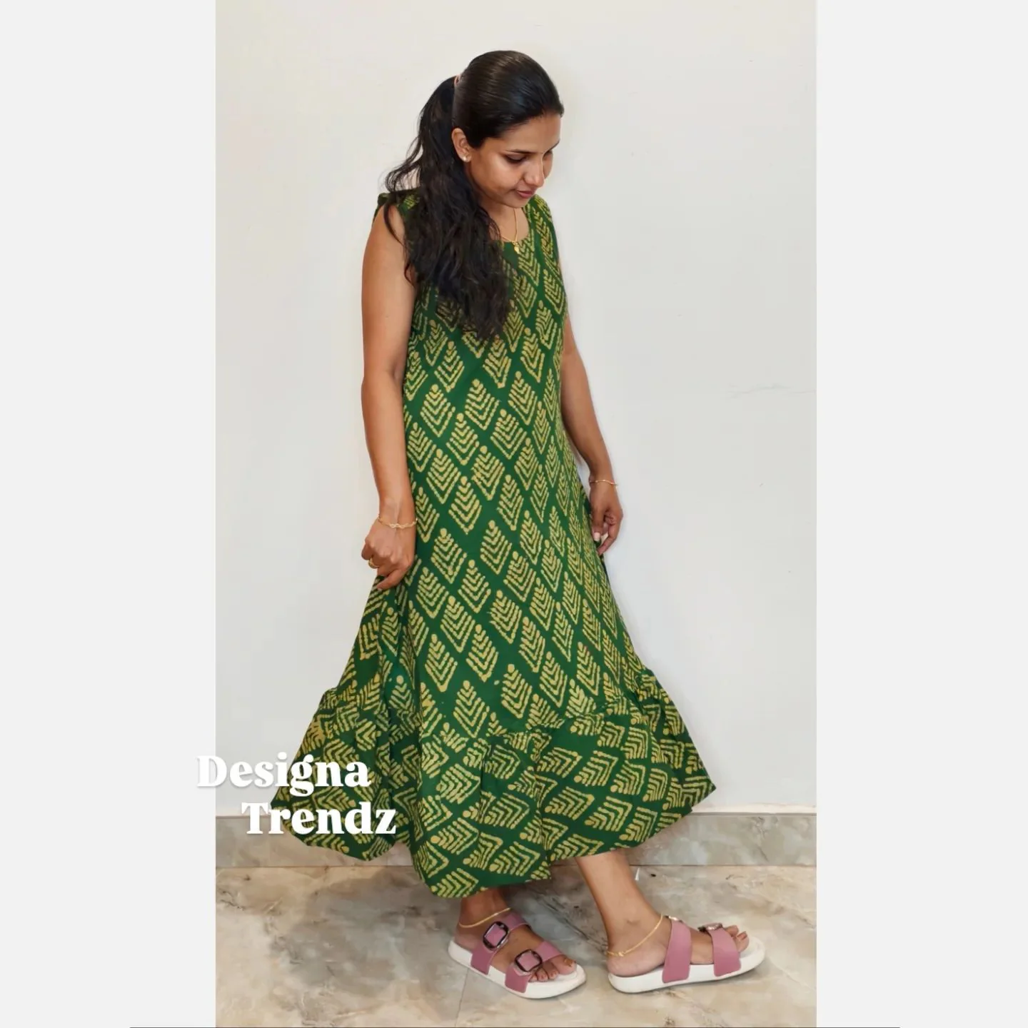 Lady crush: Aline kurti with 3/4th sleeves (DT010)