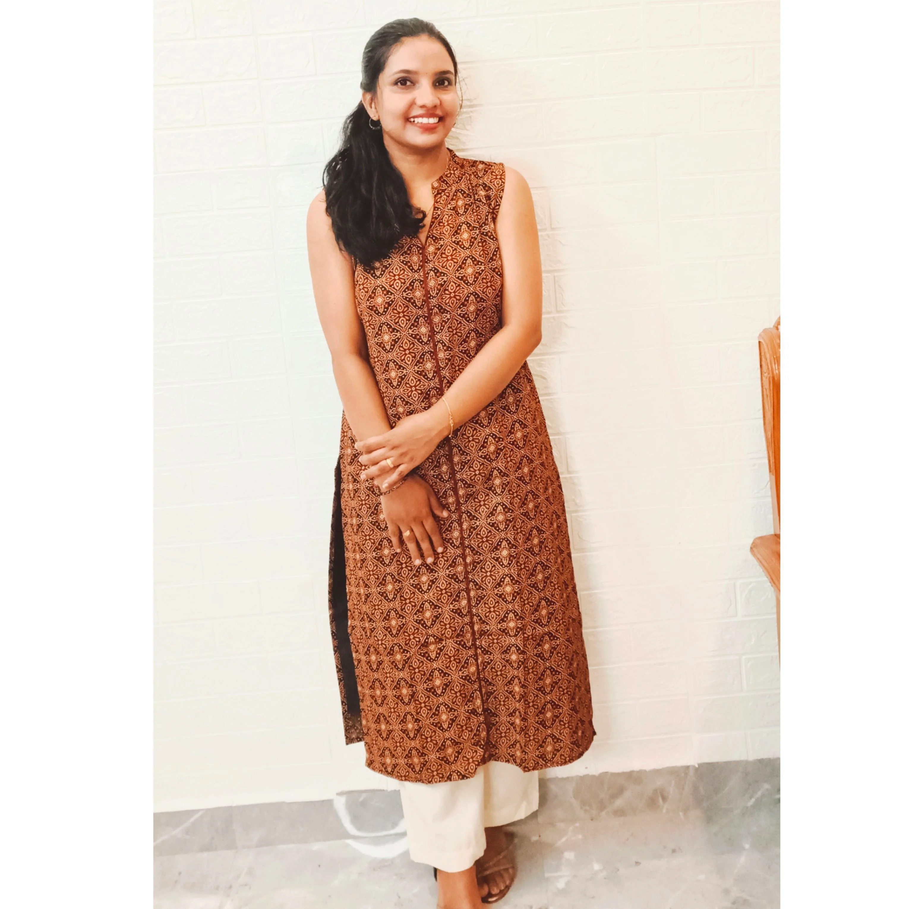 Ajrakh Vibe: Pure Cotton Slitted Kurti ( DT015)