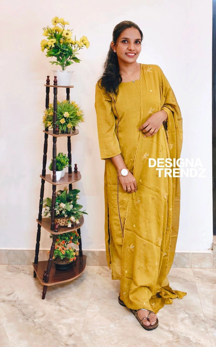 Golden blush: Crushed silk 3 piece set with lining (DT039)