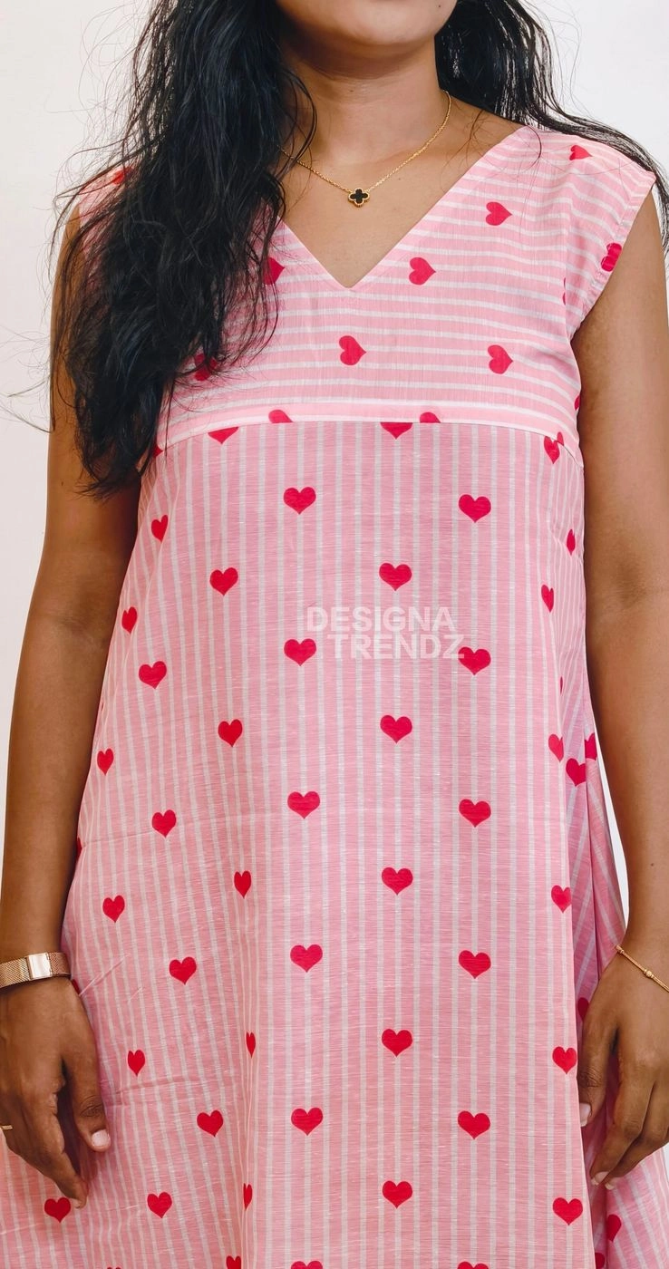 Love Bites: Mul-chanderi Striped Aline kurti (DT041) 3