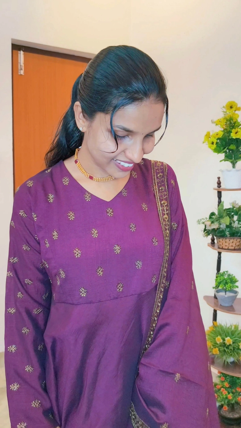 Helena🌷: Vijithra silk Anarkali Gown with dupatta (DT074) 2