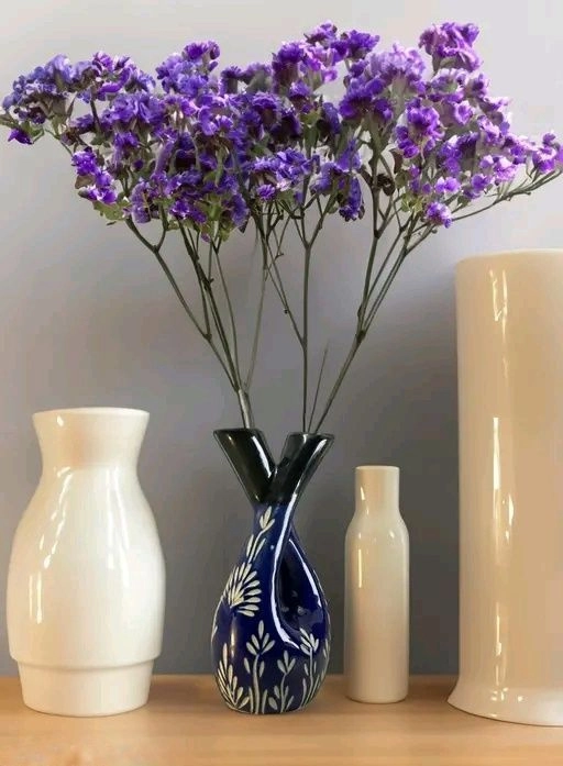 Sculpture twisted shape flower vase 2