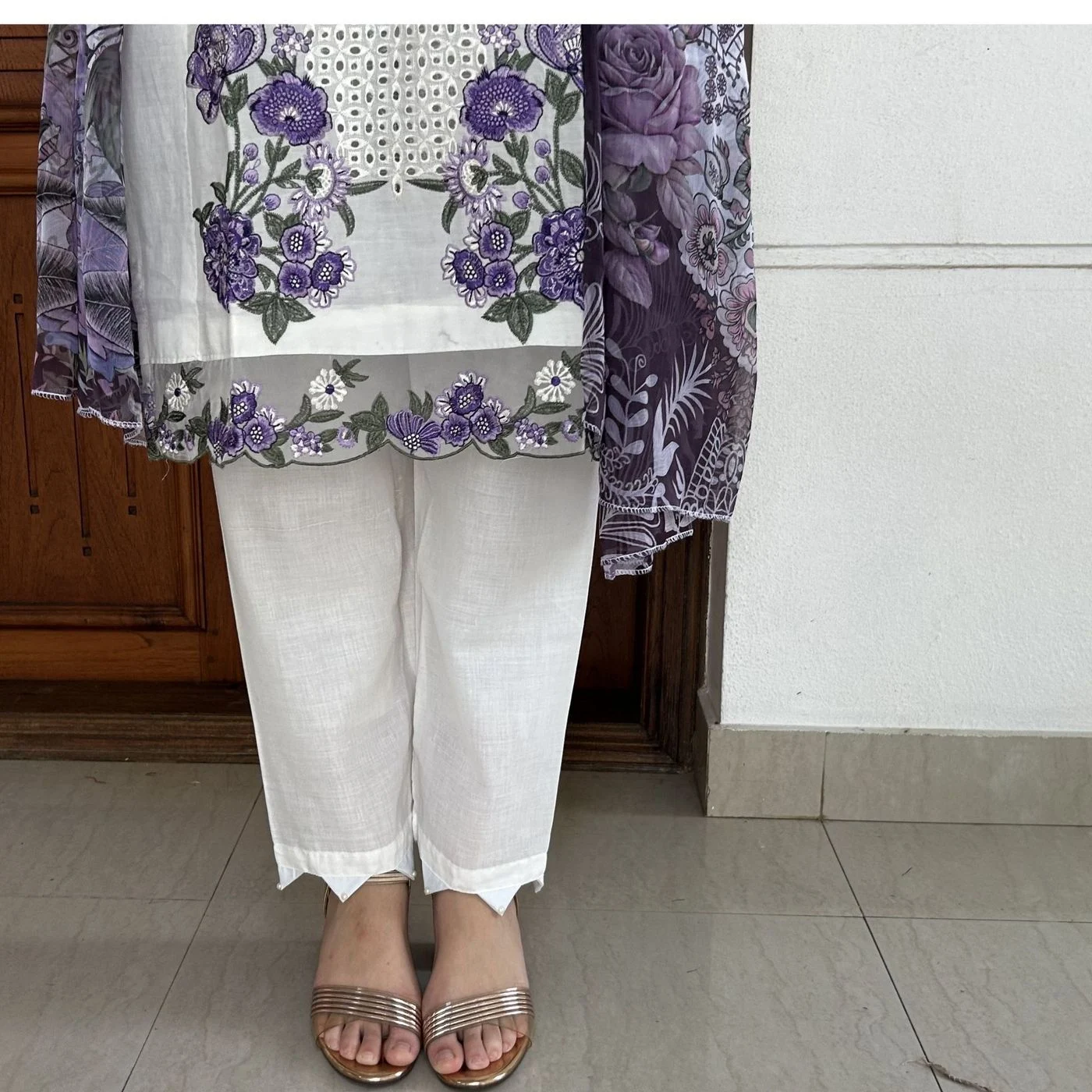 Pakistani lawn suit 2