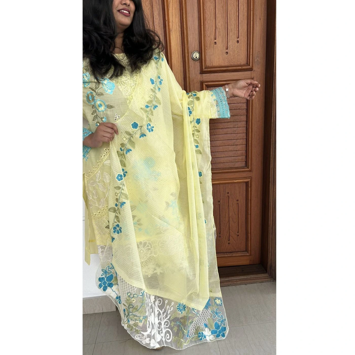 Pakistani lawn suit 2