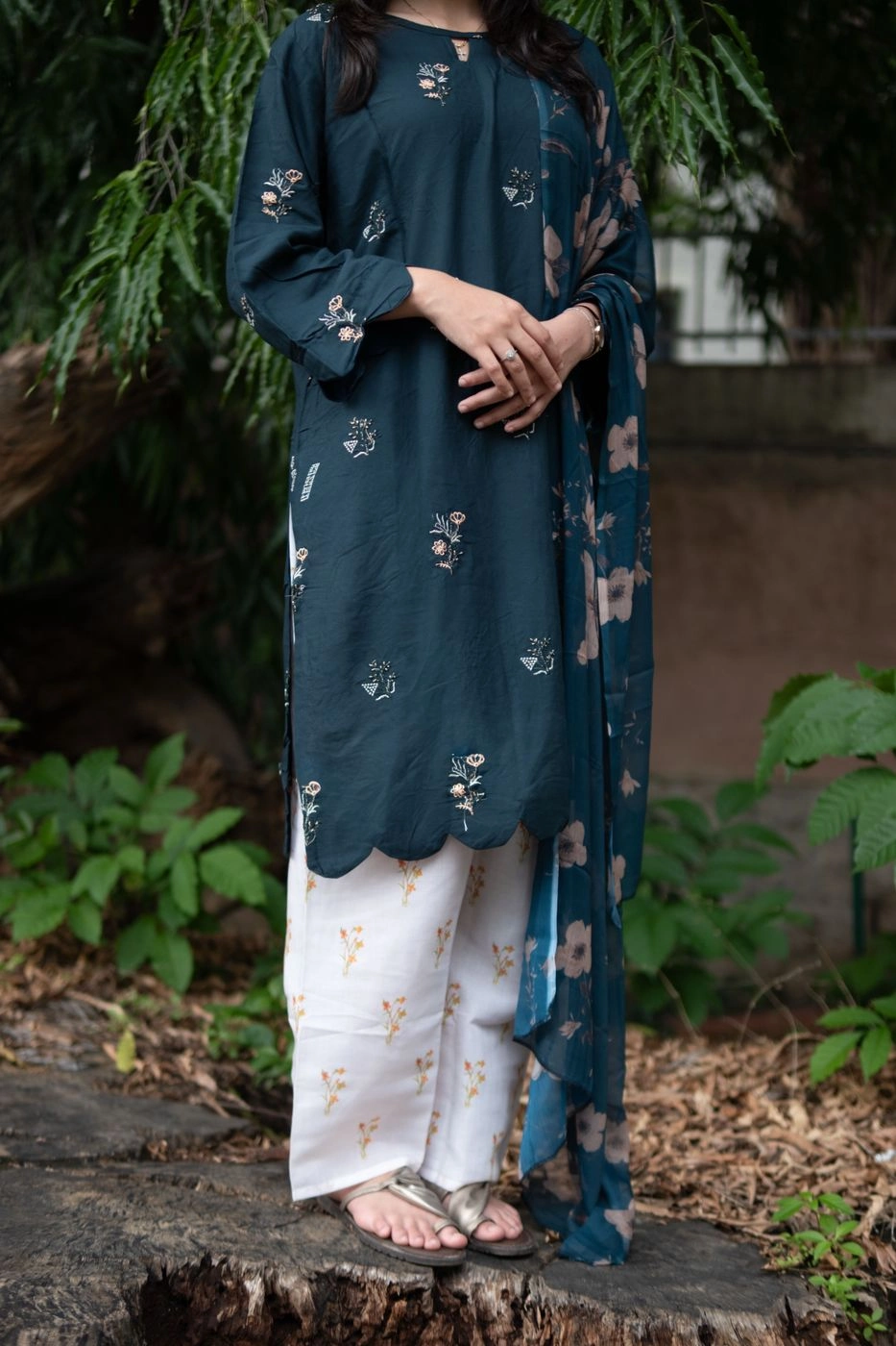 Green printed suit 5