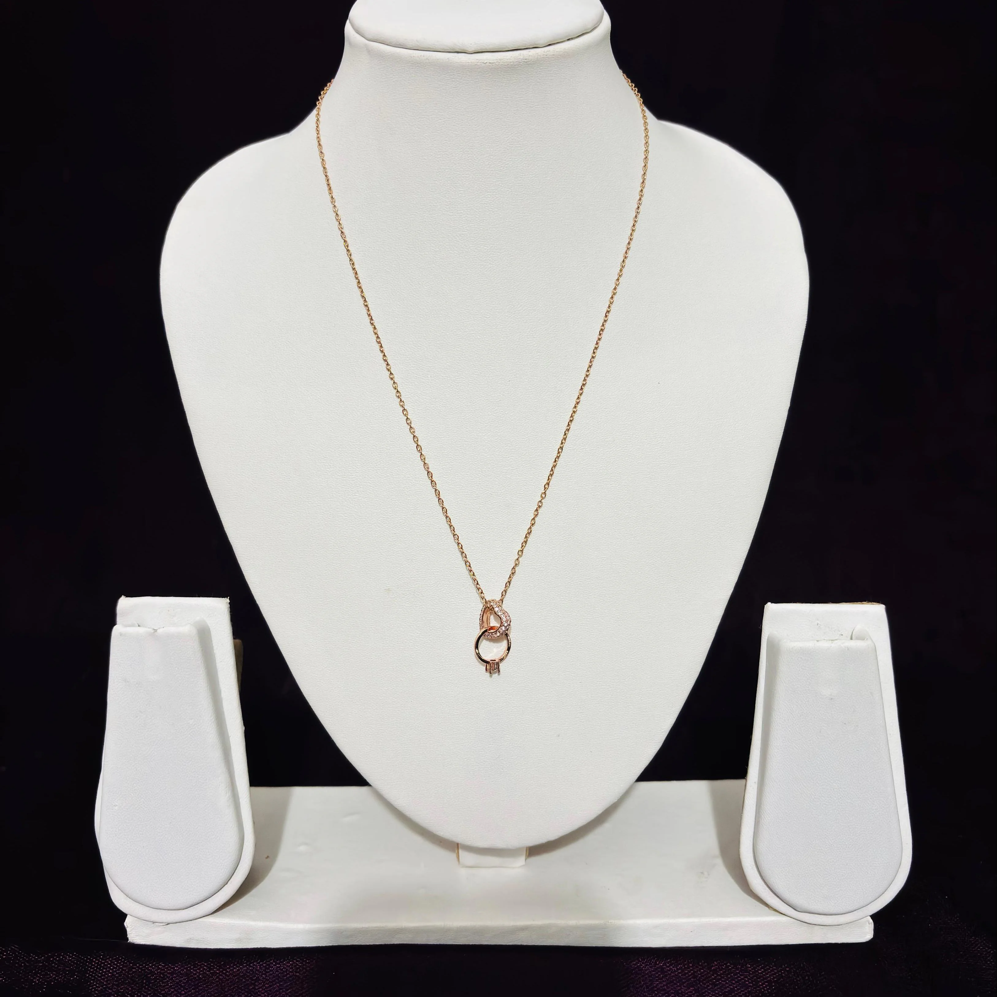 Stainless steel rose gold plated chain with pendant