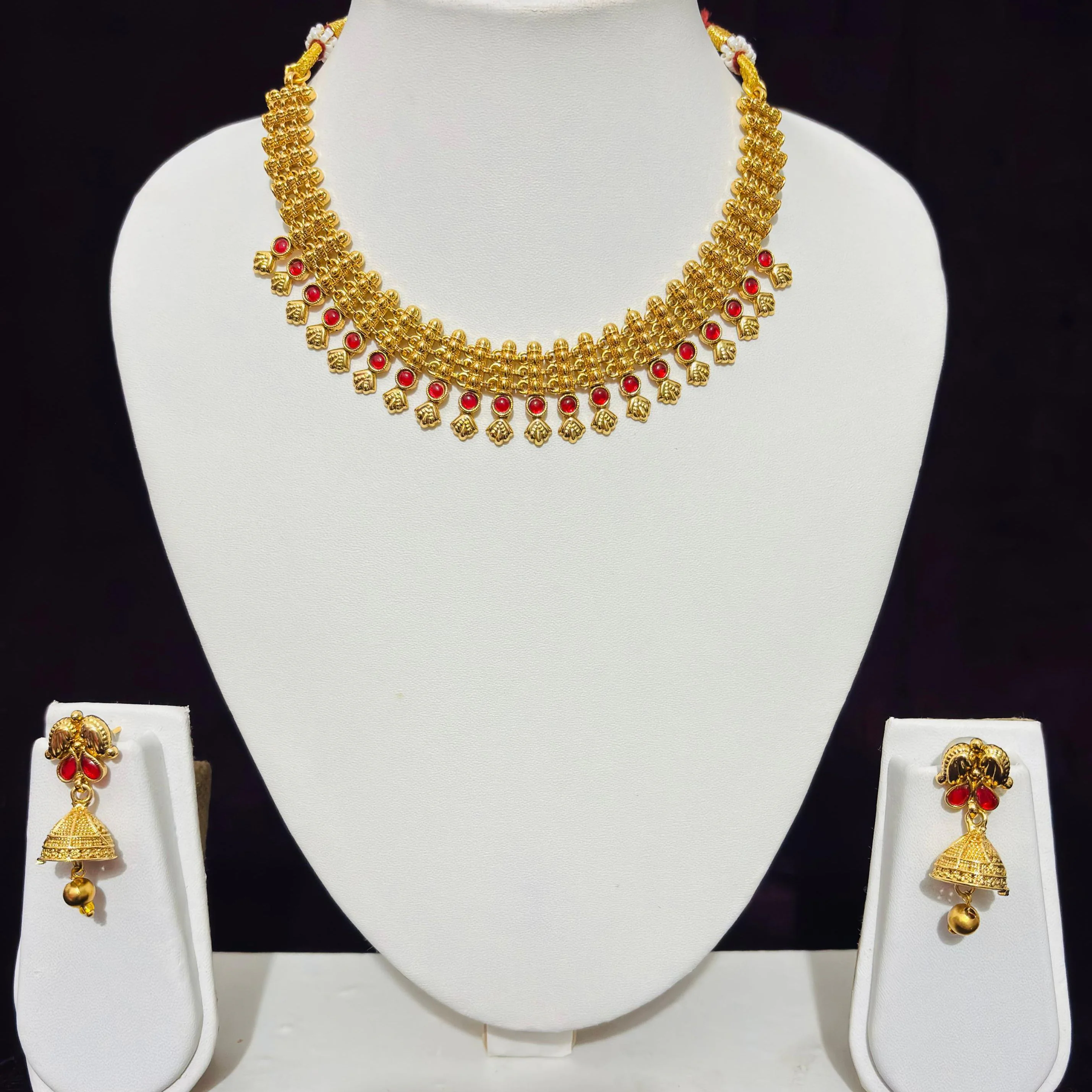 Beutifull gold plated necklace set