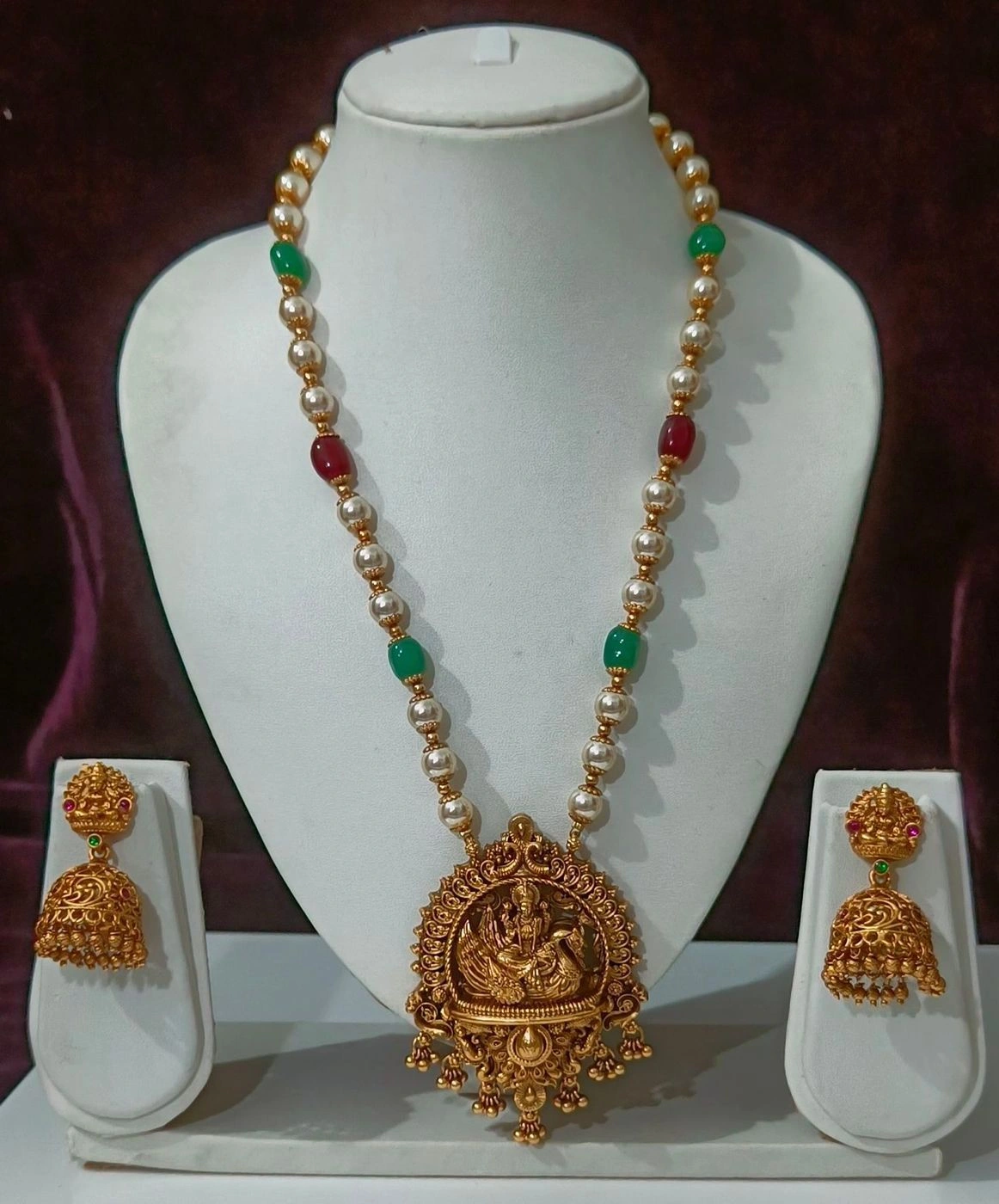 ⭐ Premium Lakshmi Pearl Haram Set 1
