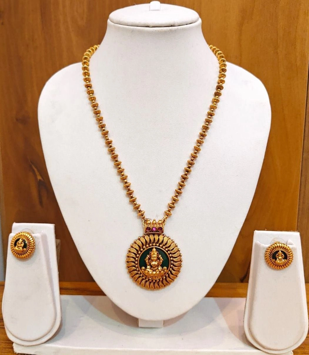 Premium Lakshmi Antique Pendant Set
