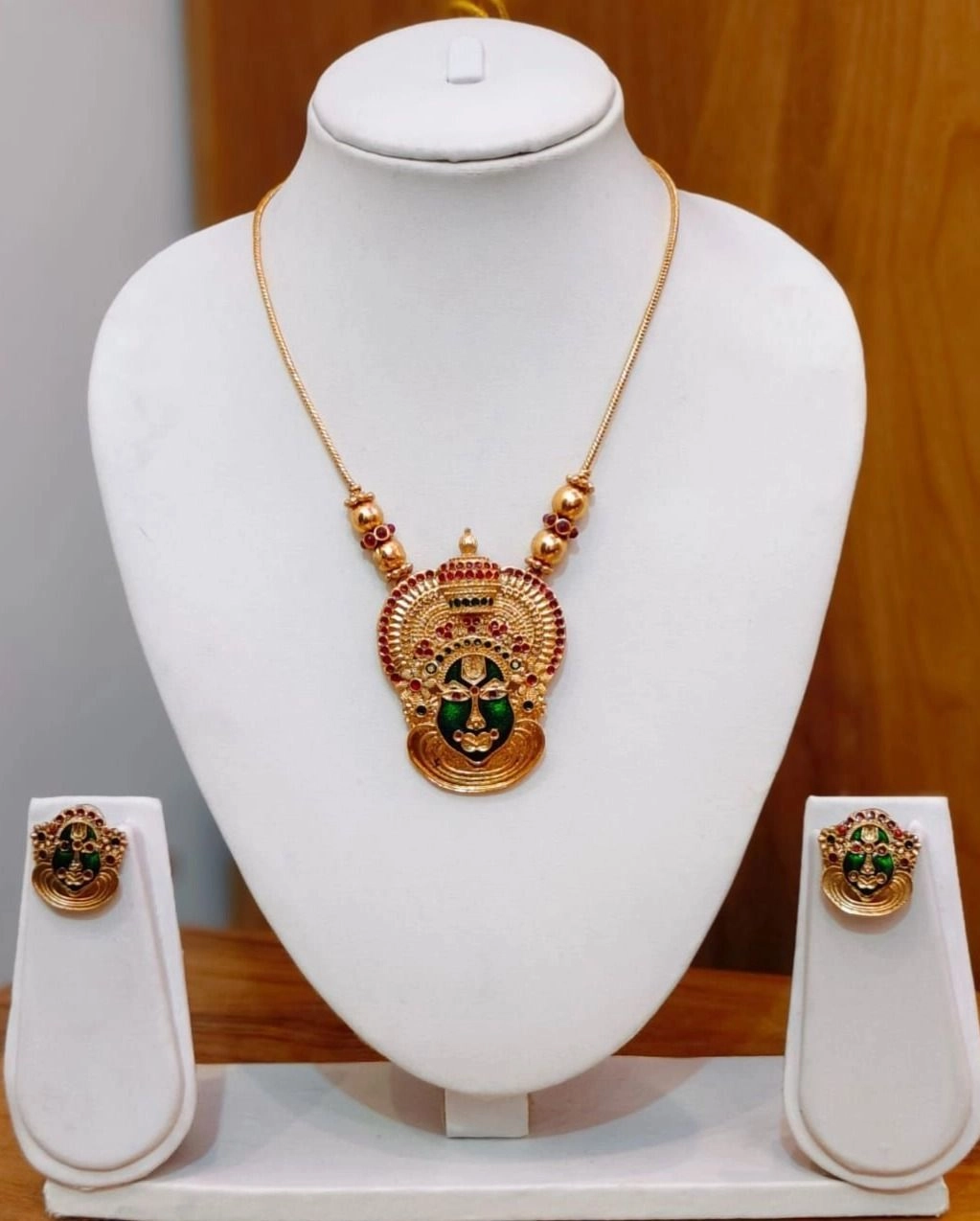 ⭐ Premium Kathakali Antique Pendant Set