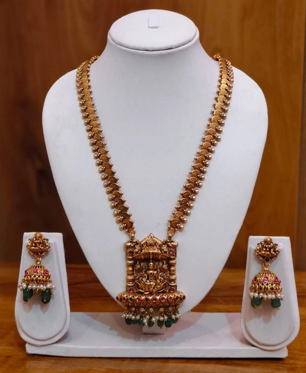 Premium Lakshmi Temple Haram Set