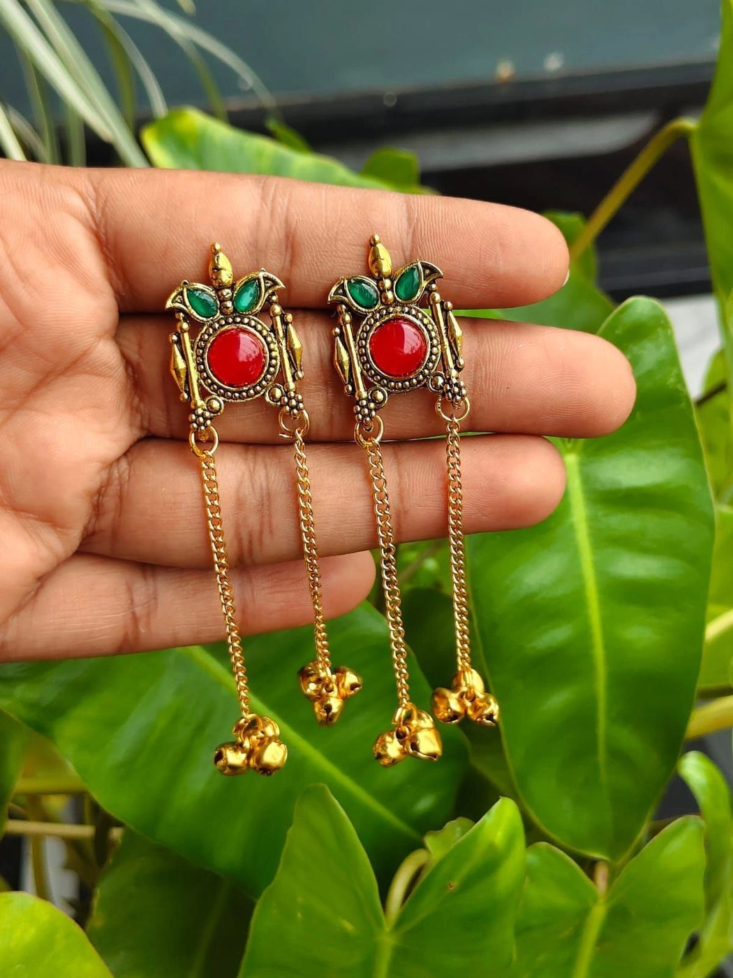 Kashmiri Chain Drop Earrings – Red & Green
Price