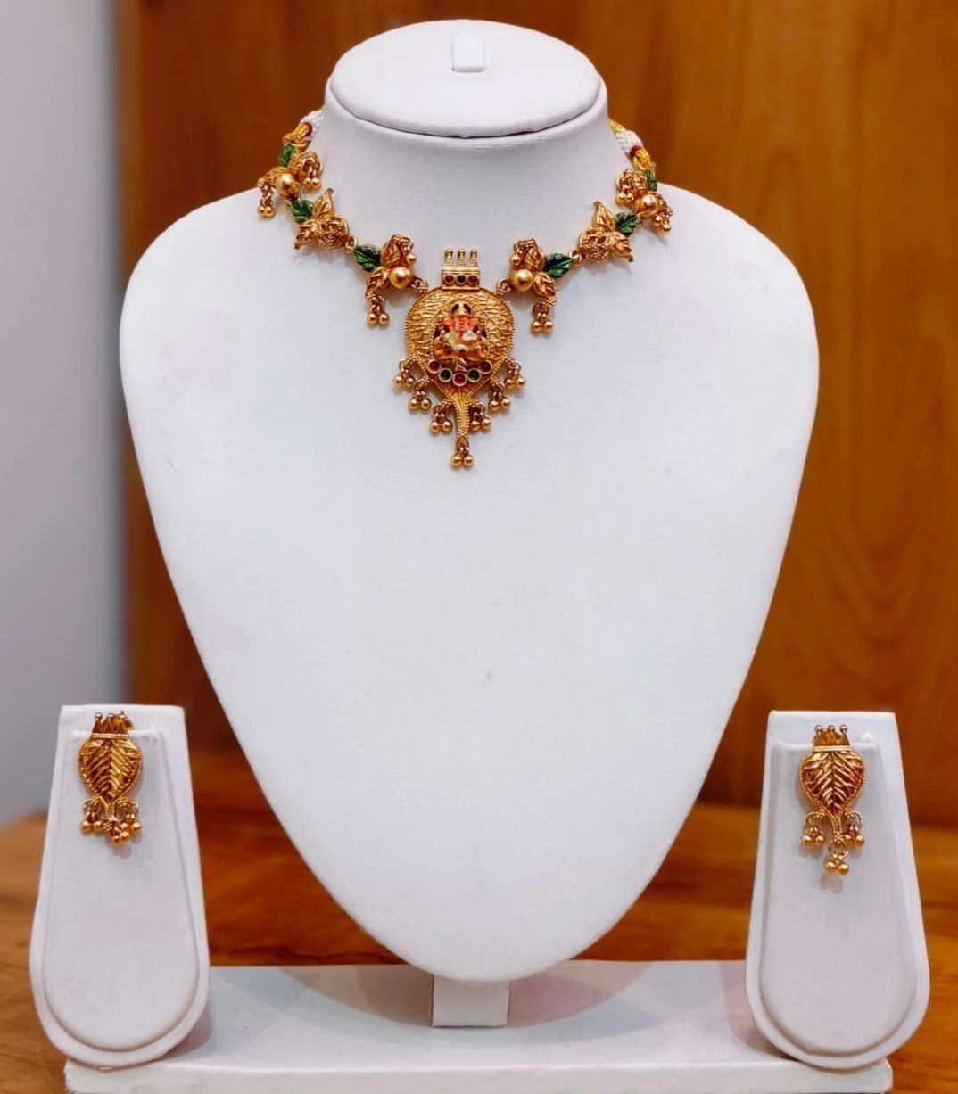 Premium Lakshmi Temple Choker Necklace Set