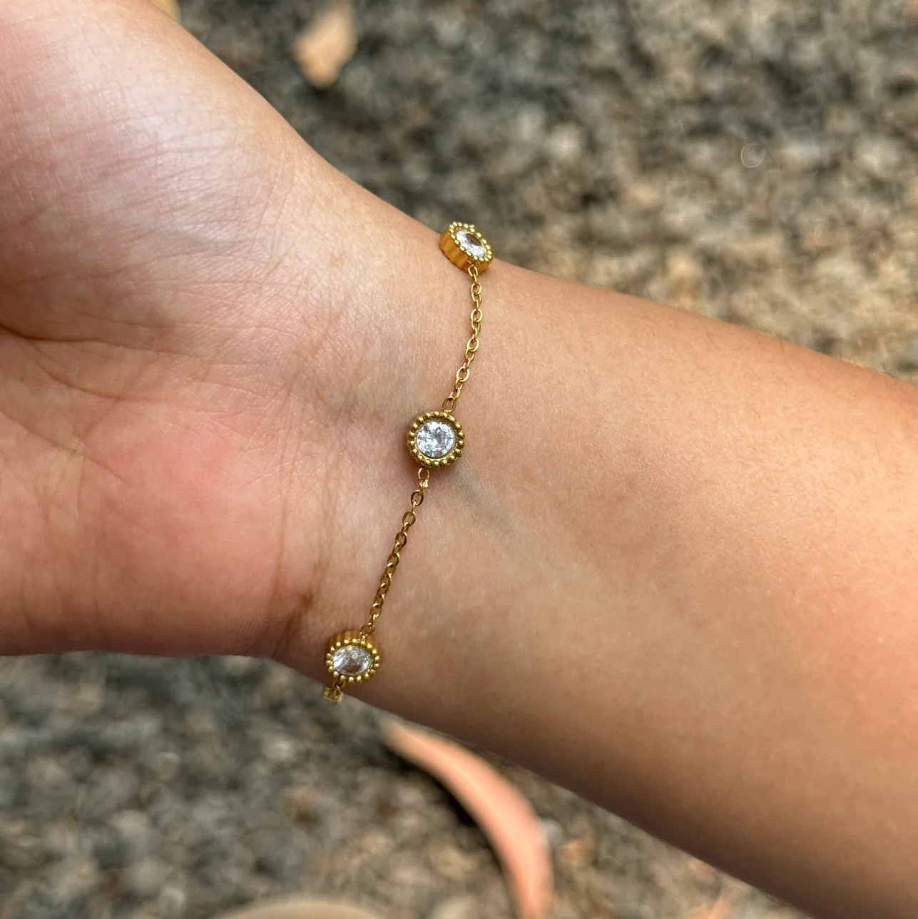 Tiny bracelet