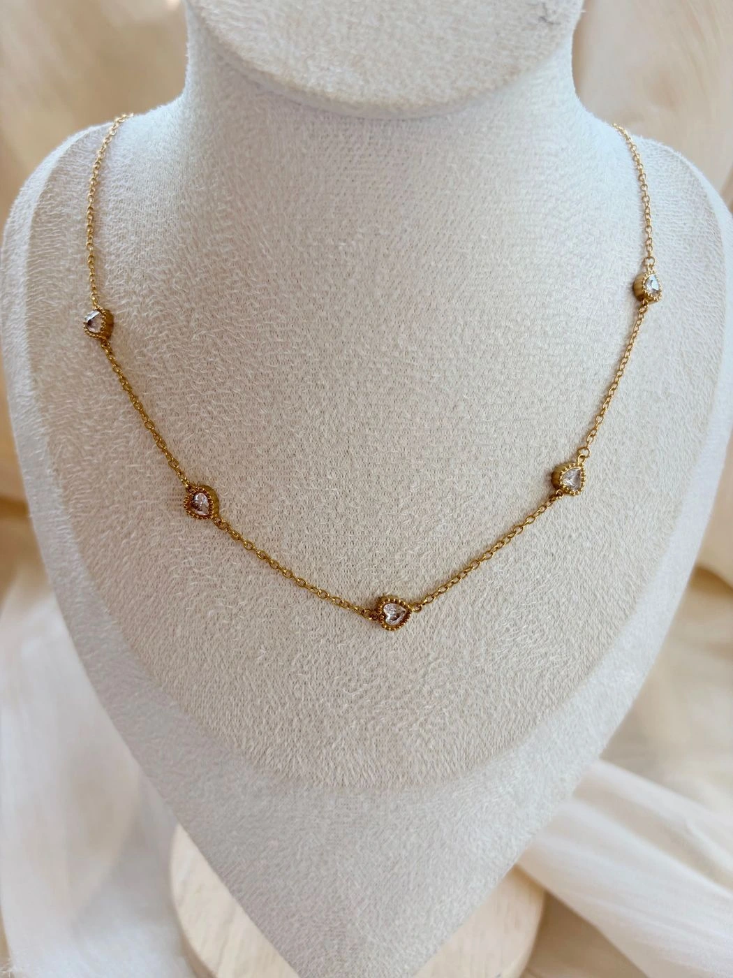 Heart charm necklace