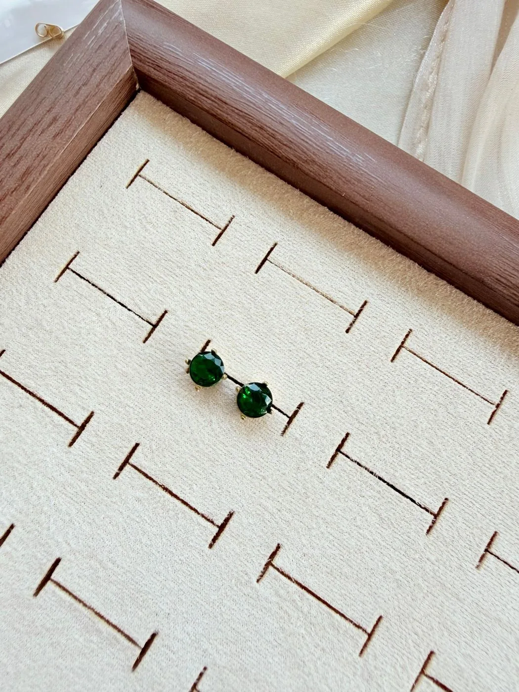 Mutli color traditional necklace with earing 2