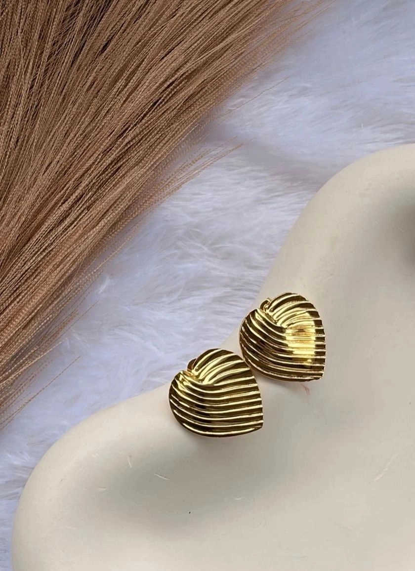 Heart earring