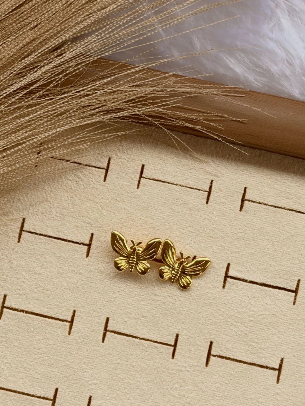 Butterfly earring