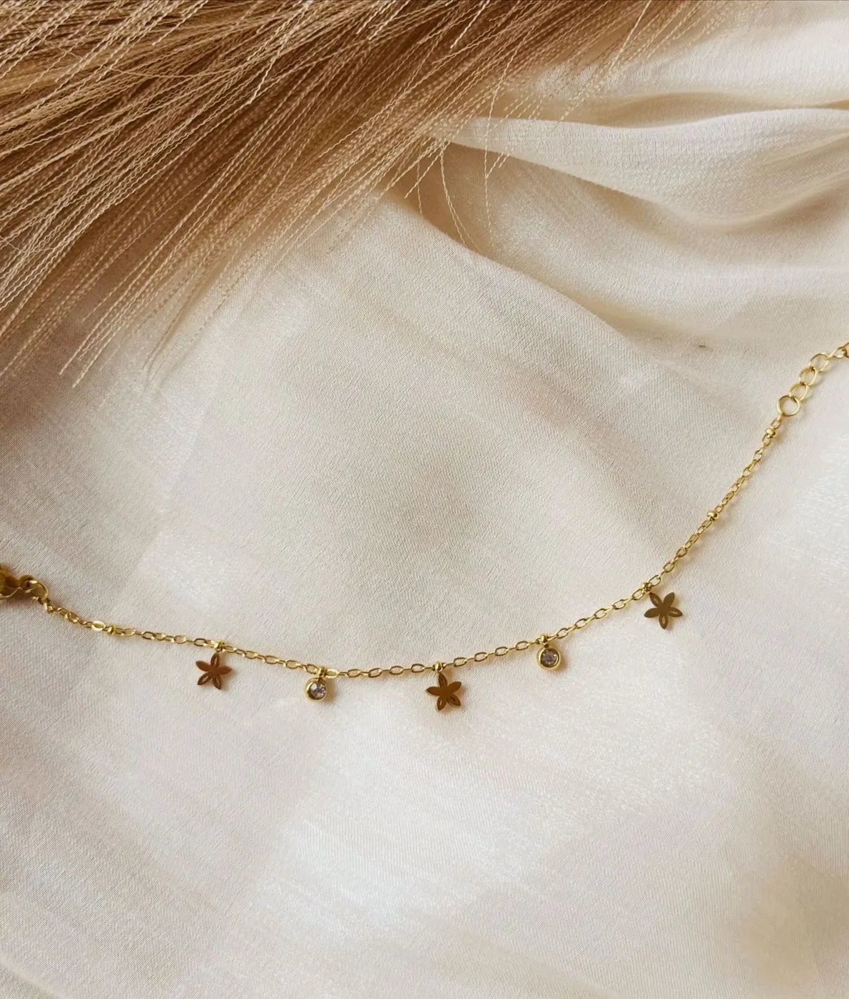 Floral bracelet