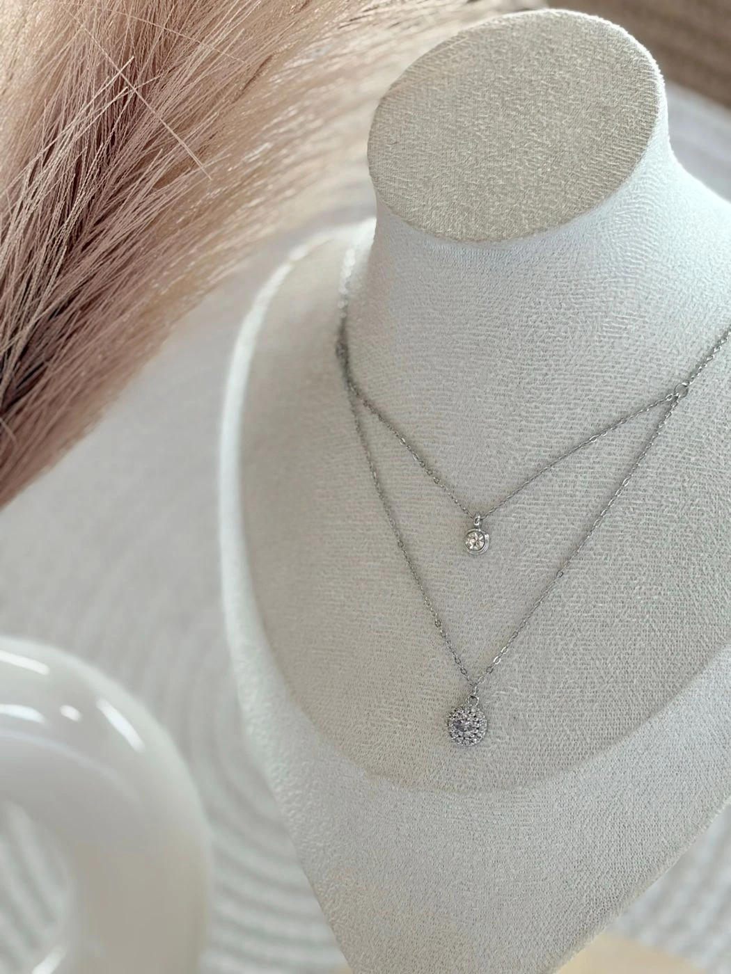 Circle pendant double layer silver chain