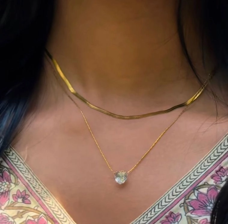 Double layer heart chain