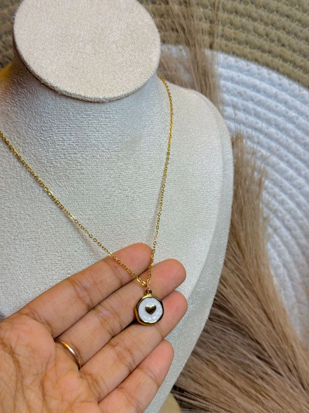 Promise pendant