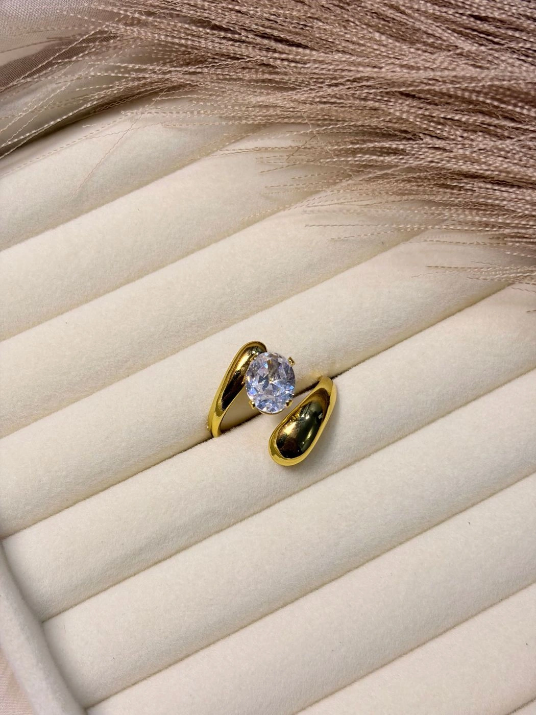 Jewel ring