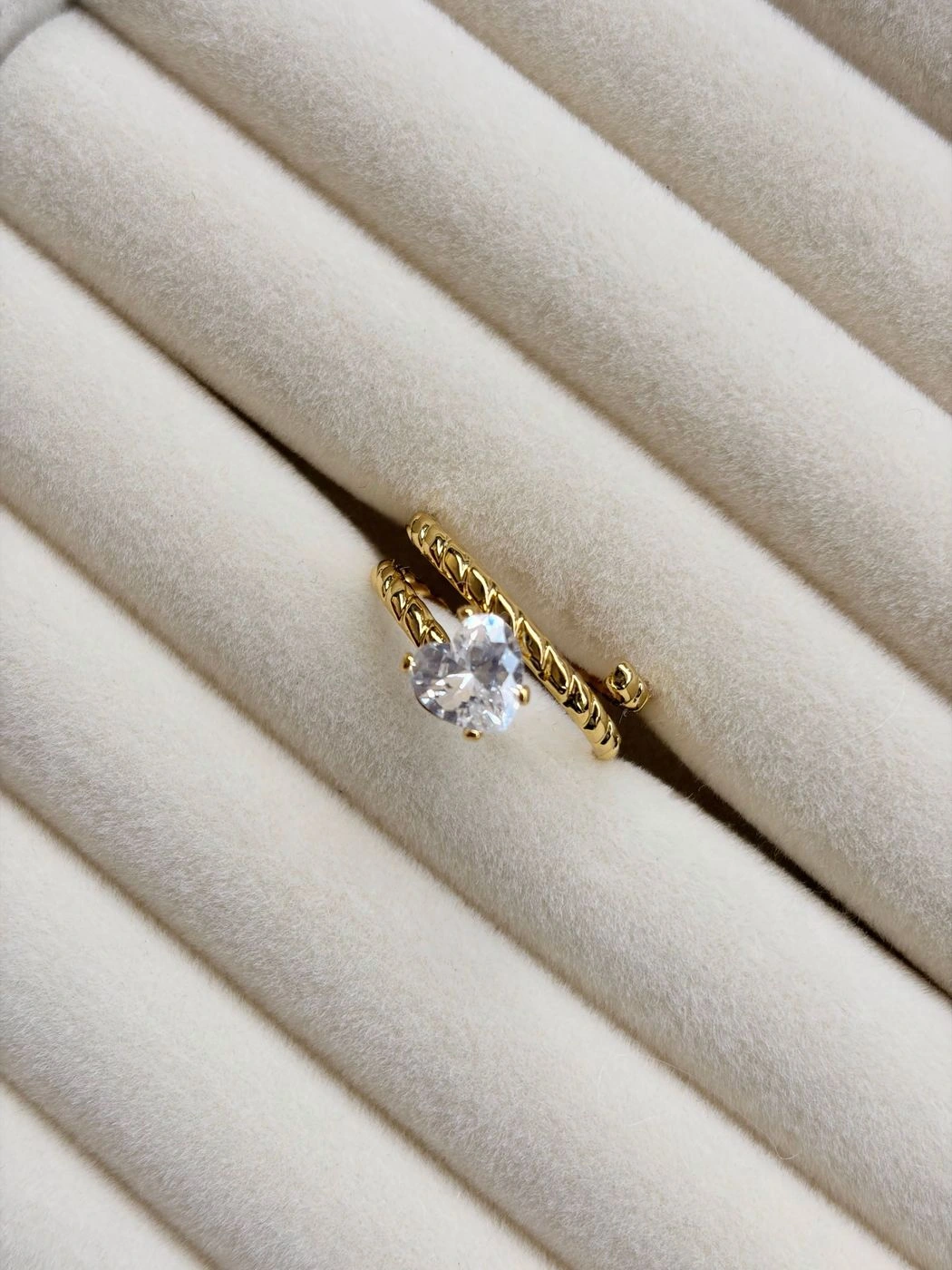 Jewel ring