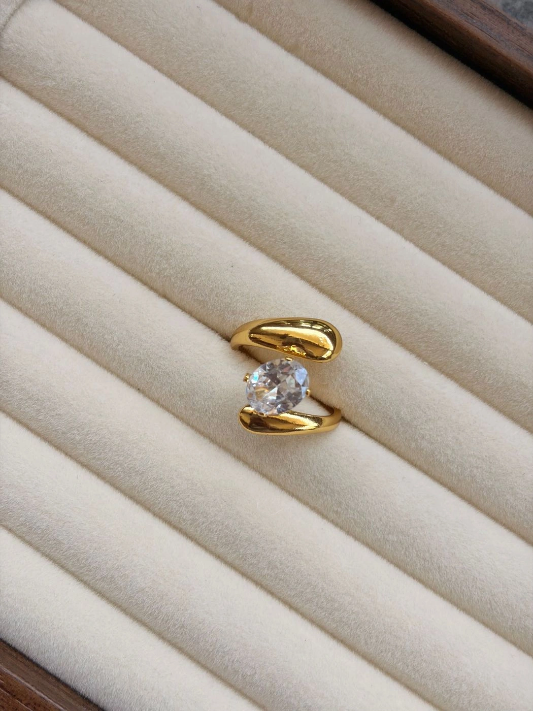 Jewel ring