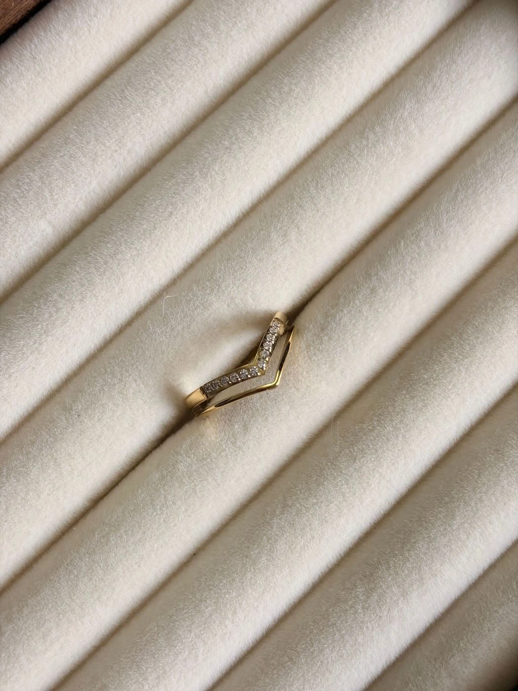 V shaped diamond Ring