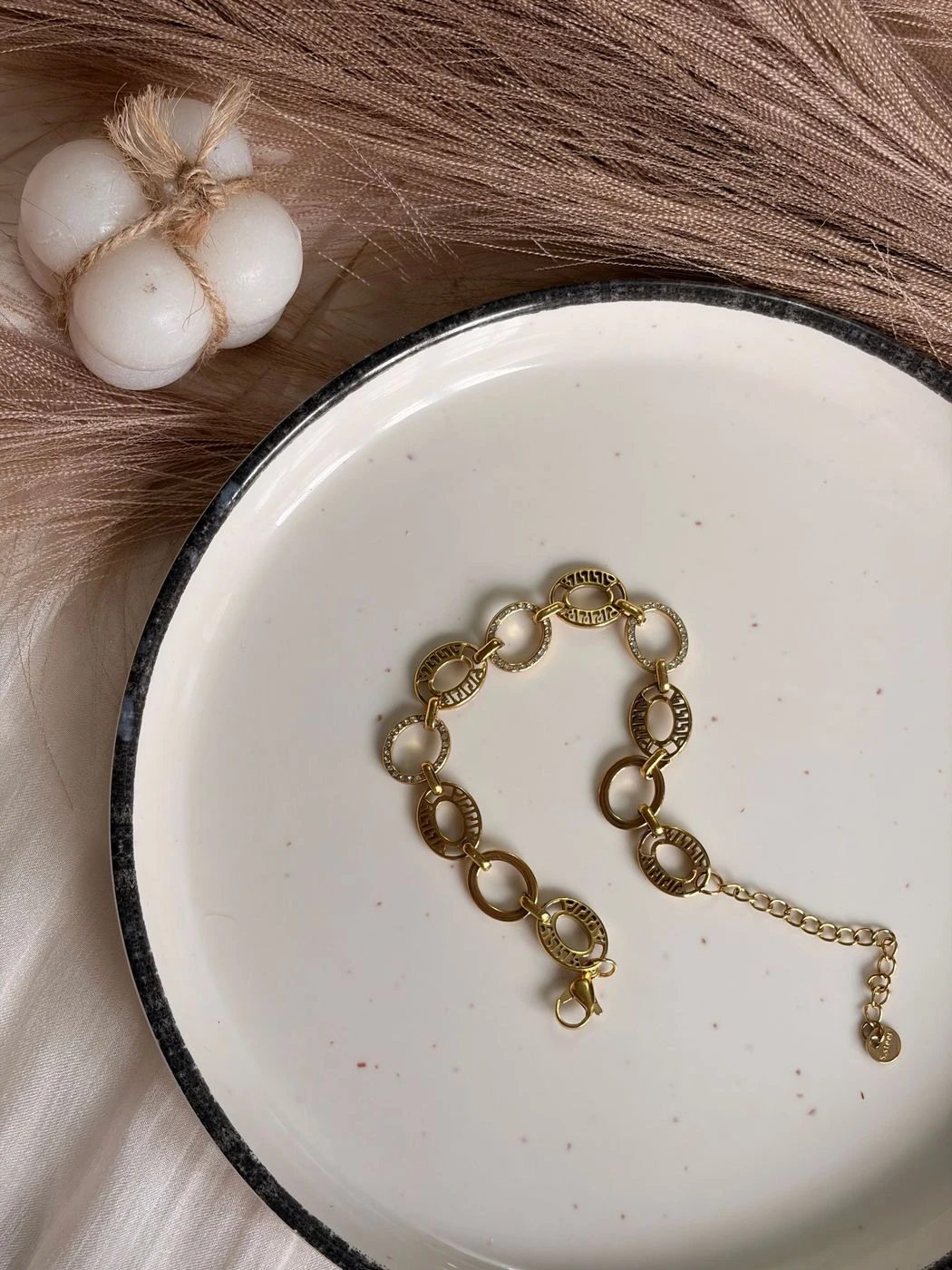 Gold plated Oval Link bracelet 1