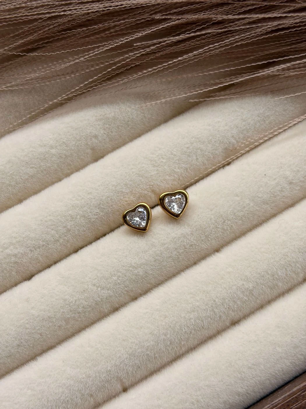 Cute heart back ball studs 1