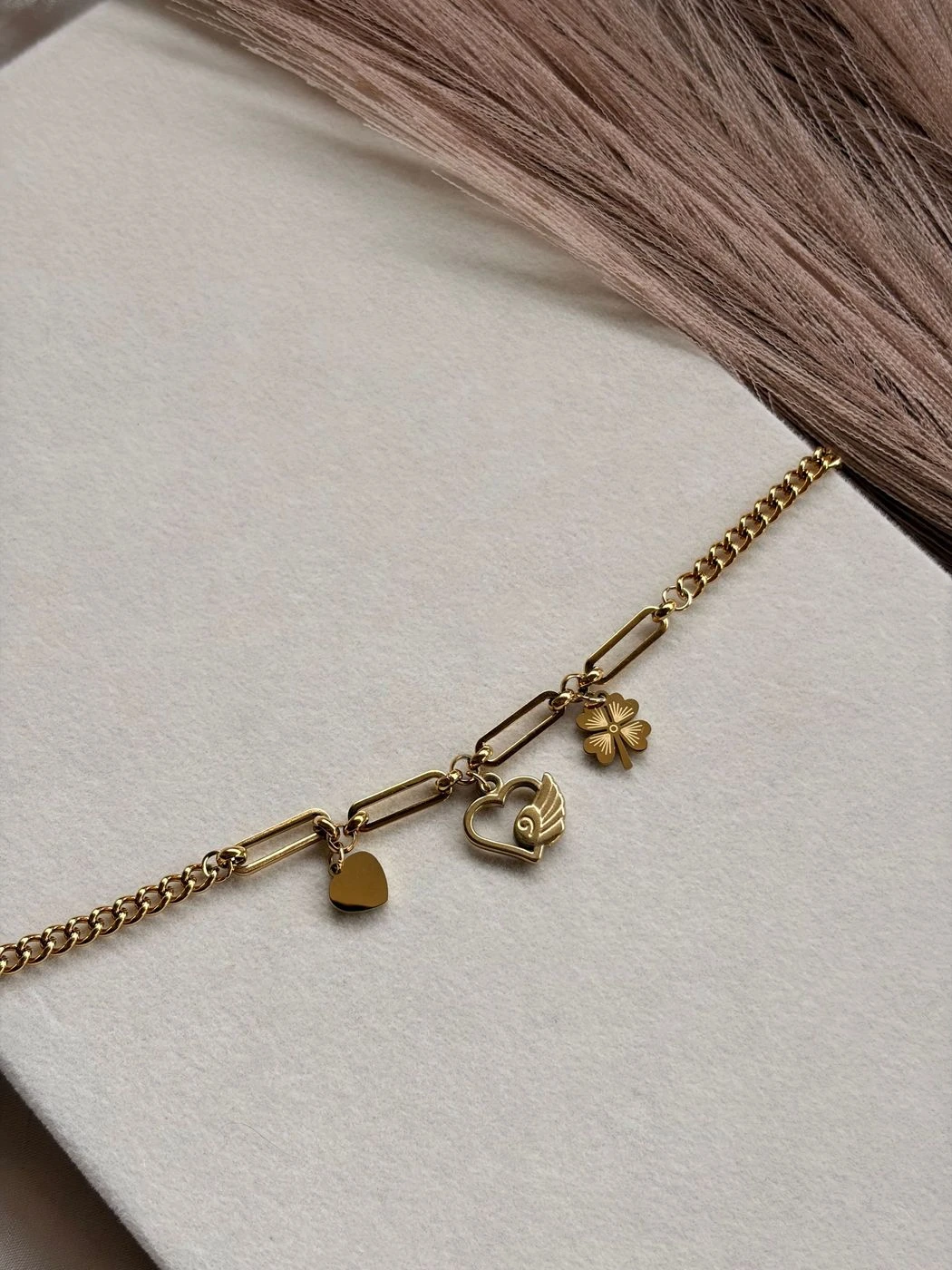 Lucky clover charm bracelet 1