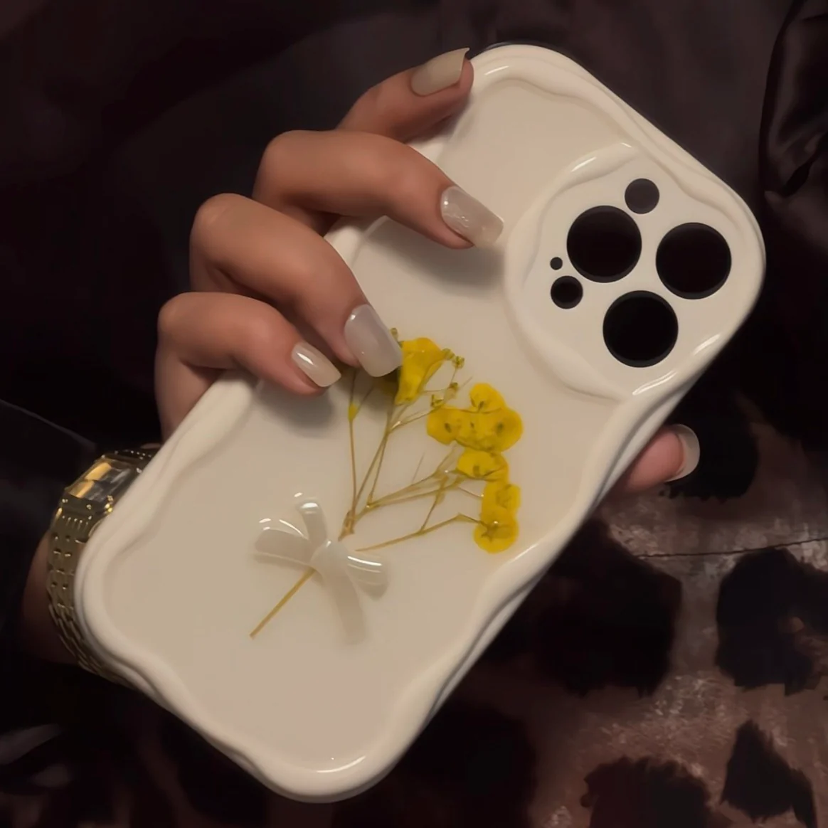 Golden Bloom Resin Art Case
