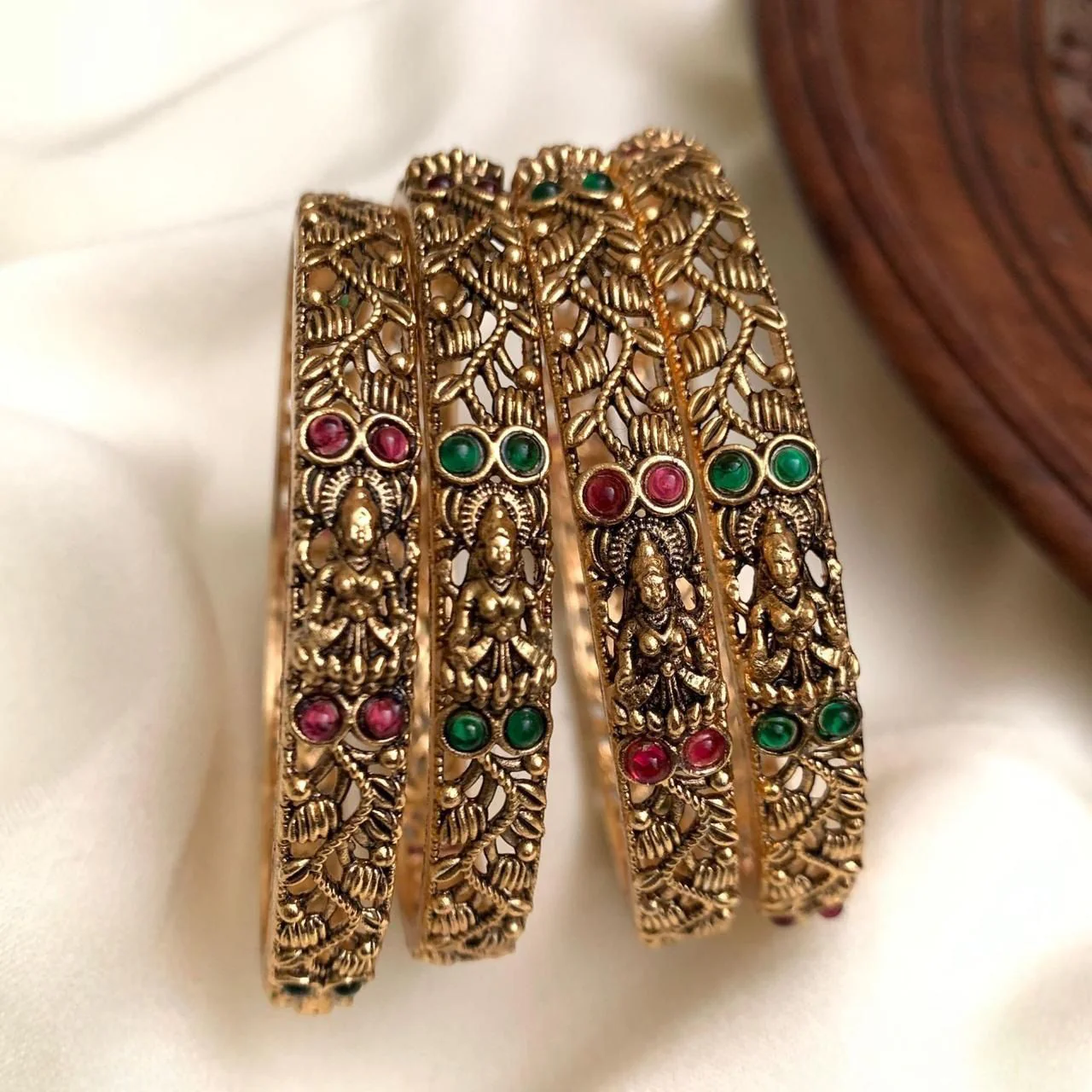 Lakshmi thin bangle