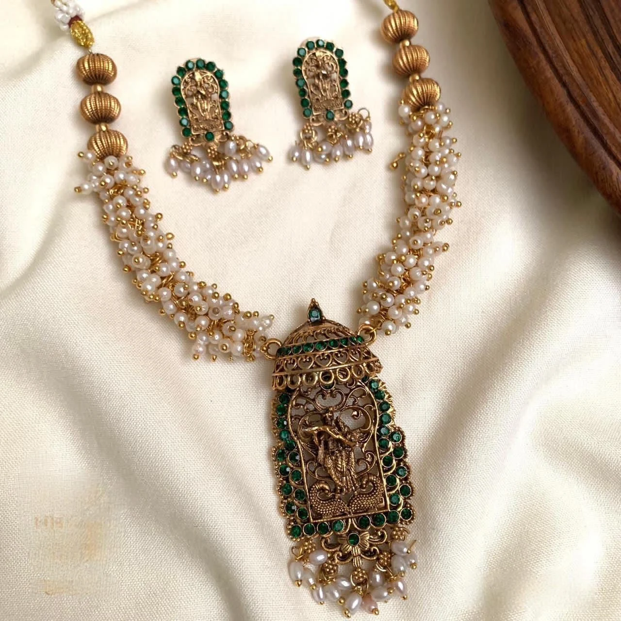 Krishna and radha with white pearl