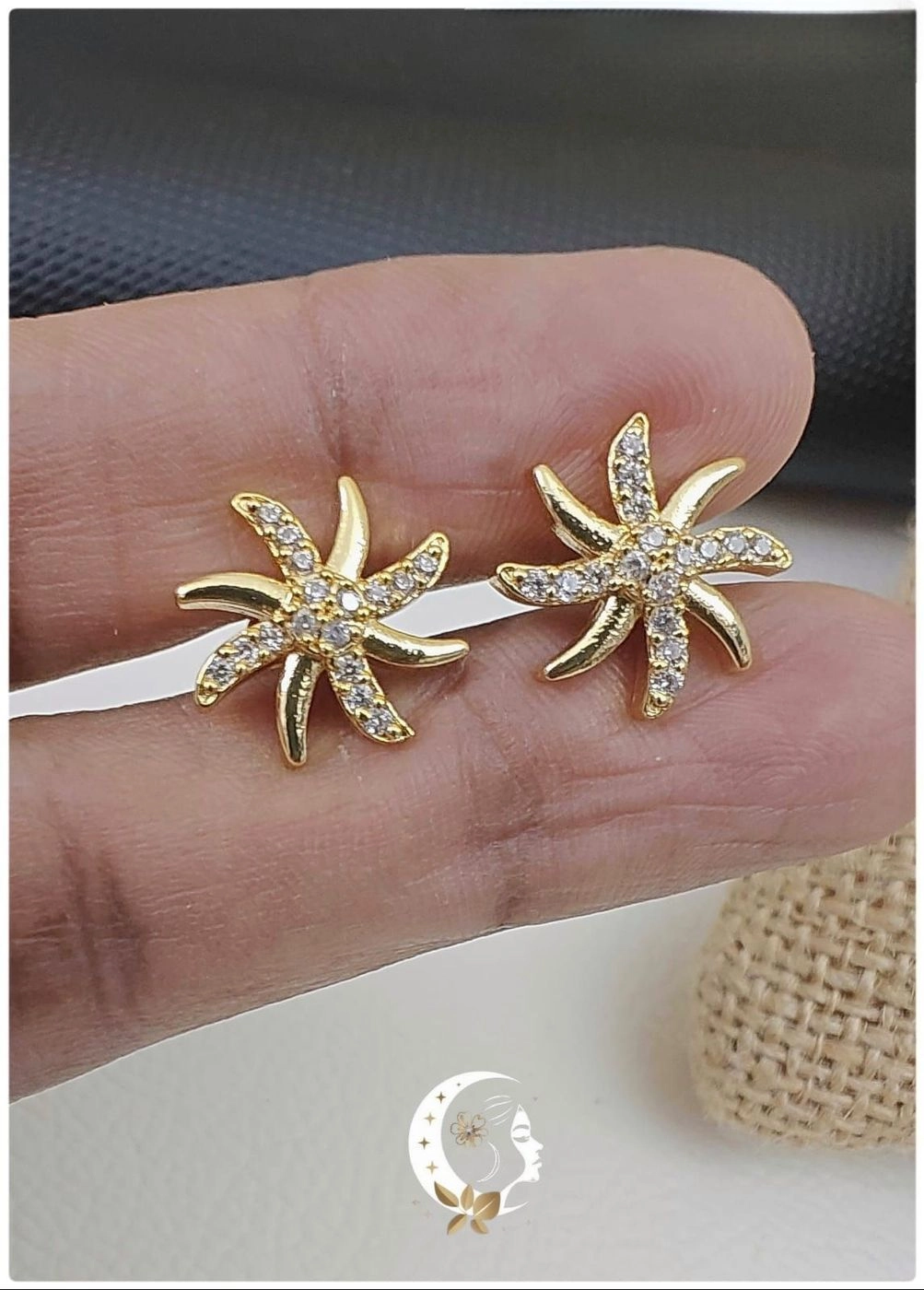 American diamond stud - star